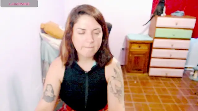 raquellov1 online show from 11.02.25