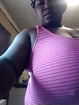 MATUREBUSSTY online show from 10.31.25