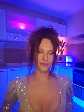 Luna Kitanna online show from 12.11.24