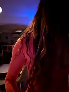 Luna Kitanna online show from 12.14.24