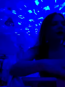 Luna Kitanna online show from 09.12.25