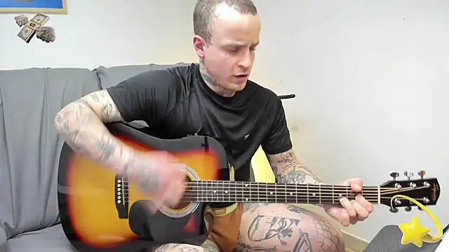 Snapshot of layneinchains chatting on 02.10.26 layneinchains online show from 02.10.26