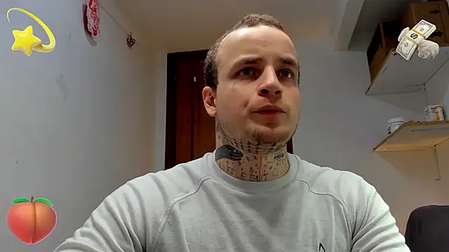 Snapshot of layneinchains chatting on 03.02.26 layneinchains online show from 03.02.26