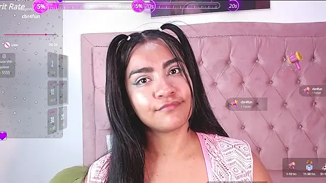 Snapshot of hannnasmith chatting on 01.08.25 hannnasmith online show from 01.08.25