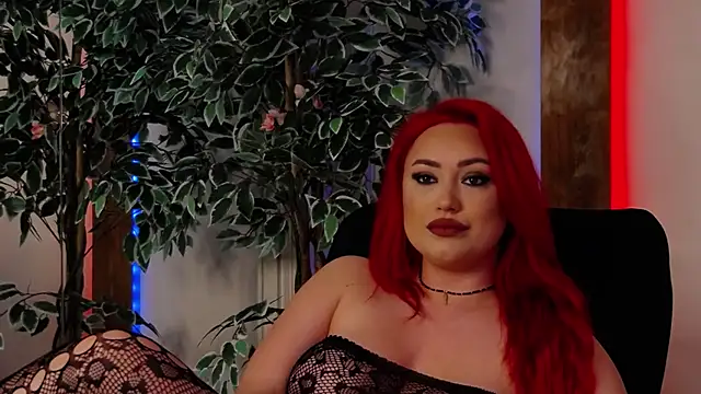 EmyHilton online show from 04.19.26