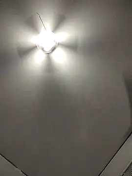 Snapshot of juniorpr69 chatting on 12.18.25 juniorpr69 online show from 12.18.25