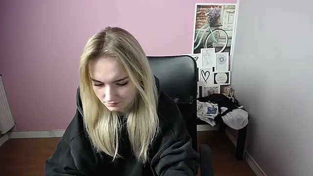 viktoria lovely online show from 12.23.24