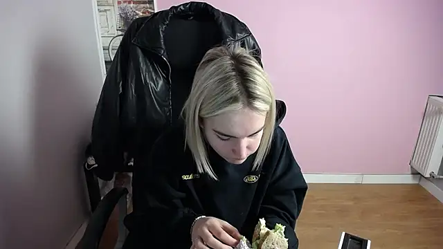 viktoria lovely online show from 02.17.26