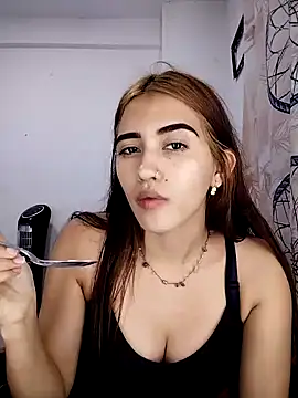 karol cortes 18 online show from 12.05.24