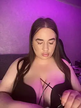 Snapshot of GabiBoobs chatting on 05.15.26 GabiBoobs online show from 05.15.26