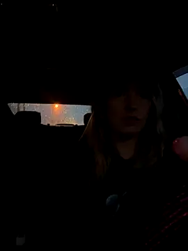 Snapshot of StasyWood chatting on 10.29.25 StasyWood online show from 10.29.25