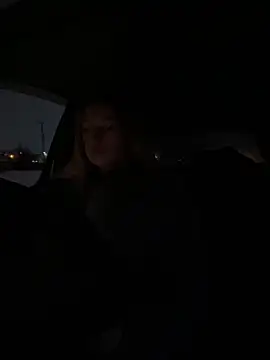 Snapshot of StasyWood chatting on 12.02.25 StasyWood online show from 12.02.25