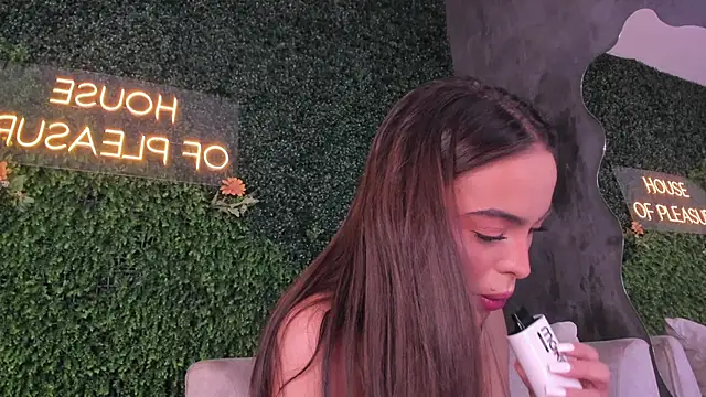 Abby-me online show from 03.22.25