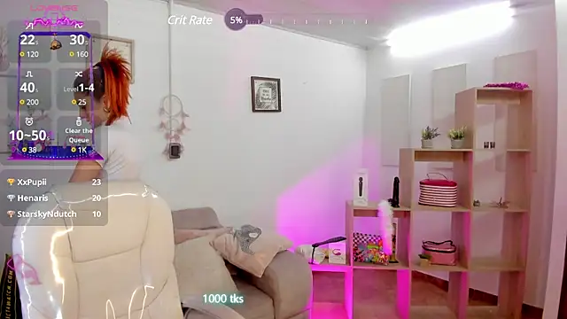 Snapshot of Tiarha chatting on 03.02.25 Tiarha online show from 03.02.25