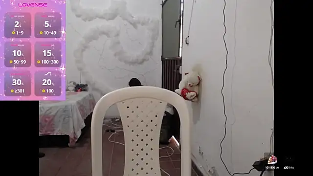 foxysweet09 online show from 10.15.25