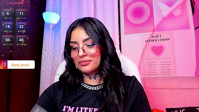 Hinataw33d01 online show from 12.20.24