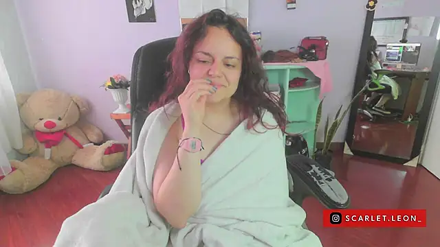 Scarletleon77 online show from 03.10.25