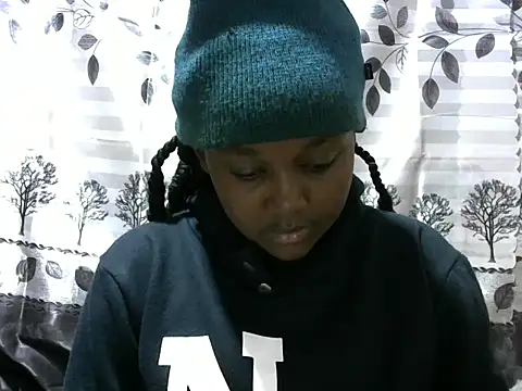 Snapshot of Sweet_kelsiey chatting on 02.05.25 Sweet kelsiey online show from 02.05.25