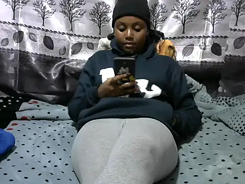 Snapshot of Sweet_kelsiey chatting on 02.25.25 Sweet kelsiey online show from 02.25.25