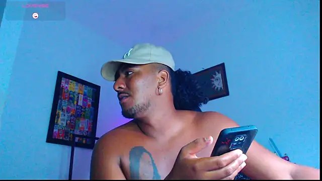 Snapshot of yosoy_enzo2020 chatting on 04.21.26 yosoy enzo2020 online show from 04.21.26