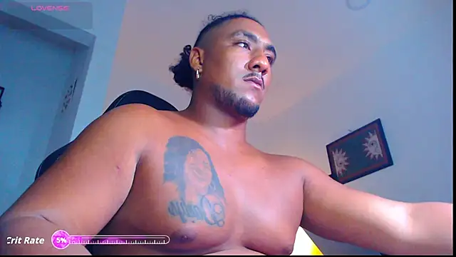 Snapshot of yosoy_enzo2020 chatting on 04.25.26 yosoy enzo2020 online show from 04.25.26