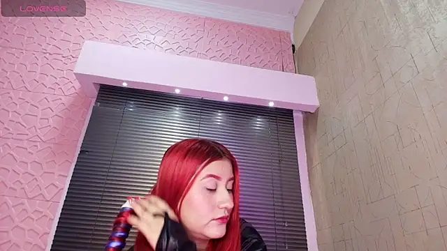 Snapshot of paulinasaeEnz chatting on 03.08.25 paulinasaeEnz online show from 03.08.25