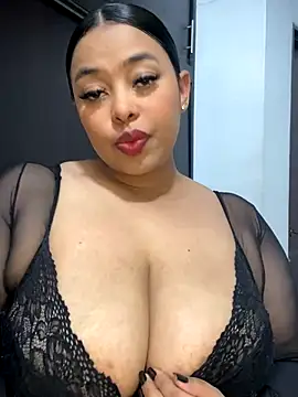 Snapshot of PUSHYLATE chatting on 10.08.25 PUSHYLATE online show from 10.08.25