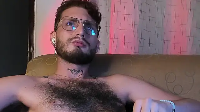 axel giracr online show from 02.24.25