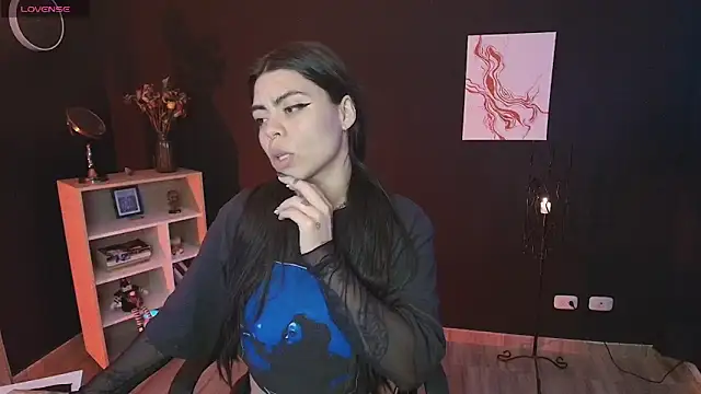 Snapshot of _WednesdayFriday_ chatting on 12.25.24 WednesdayFriday online show from 12.25.24