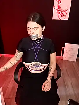 Snapshot of _WednesdayFriday_ chatting on 03.19.25 WednesdayFriday online show from 03.19.25