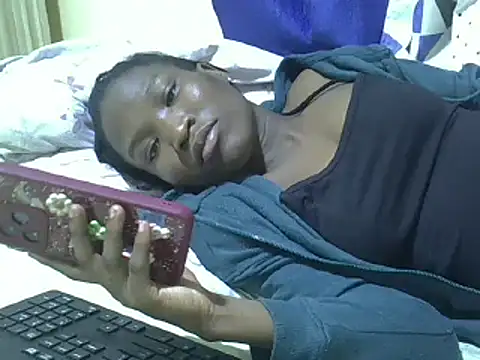 Snapshot of just_nala chatting on 03.20.25 just nala online show from 03.20.25