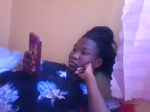 Snapshot of just_nala chatting on 10.04.25 just nala online show from 10.04.25