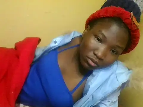 Snapshot of just_nala chatting on 10.05.25 just nala online show from 10.05.25