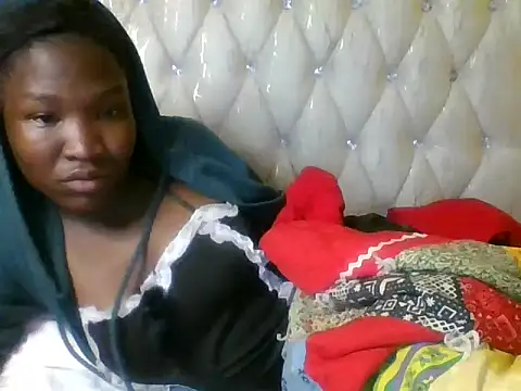 Snapshot of just_nala chatting on 11.02.25 just nala online show from 11.02.25