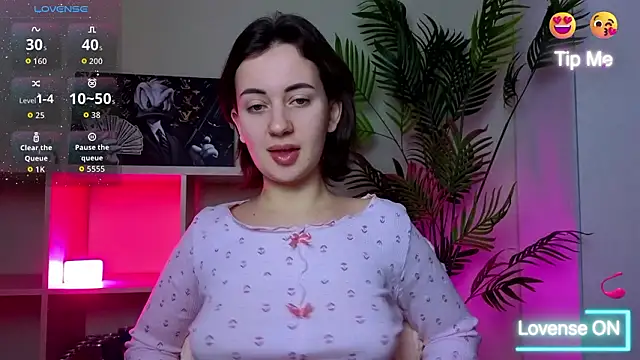 SweetieKendl online show from 03.18.26