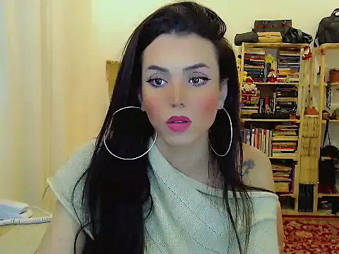 Snapshot of Sophie_Fantasys chatting on 11.24.25 Sophie Fantasys online show from 11.24.25