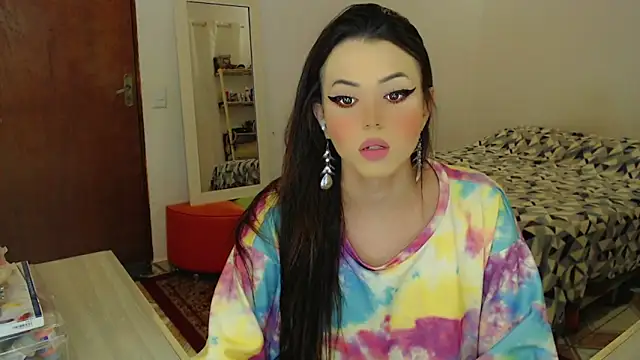 Snapshot of Sophie_Fantasys chatting on 06.04.26 Sophie Fantasys online show from 06.04.26