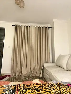 hot daily online show from 01.10.26