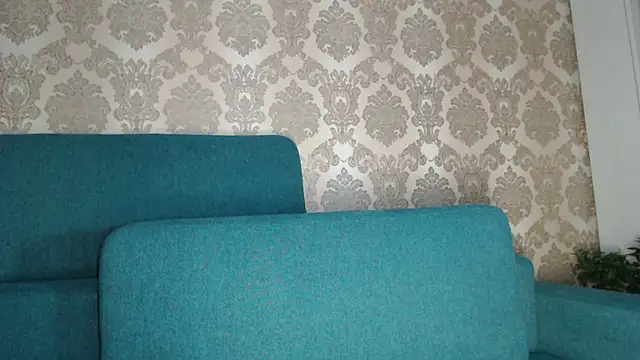 Louise Lavender online show from 02.21.25