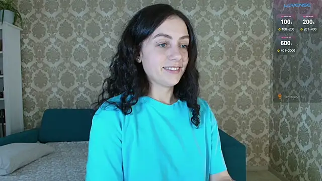 Louise Lavender online show from 10.08.25