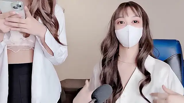 Mono-Stewardesss online show from 12.27.24