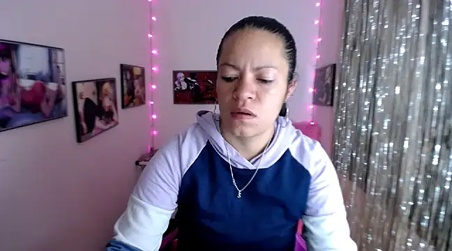 Cristal w online show from 02.25.25