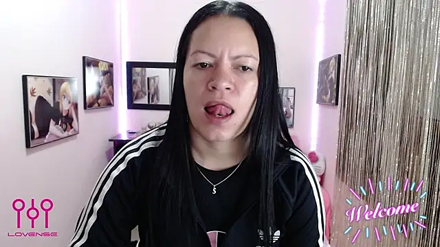 Cristal w online show from 10.27.25