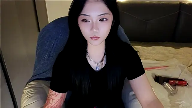 Jennie-007 online show from 11.18.25