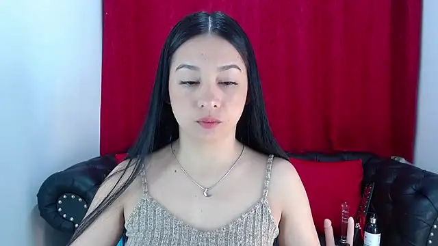 Lila Pinky online show from 01.16.25