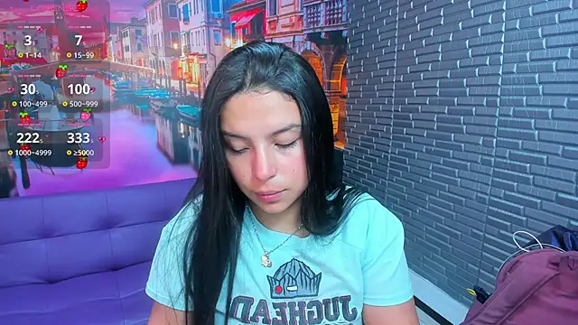 Snapshot of Small_naughty_ chatting on 02.19.26 Small naughty online show from 02.19.26