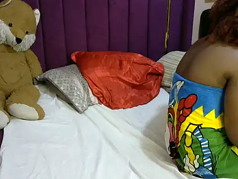 slender-qwene online show from 11.17.25