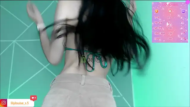 lilylouisee online show from 03.13.26