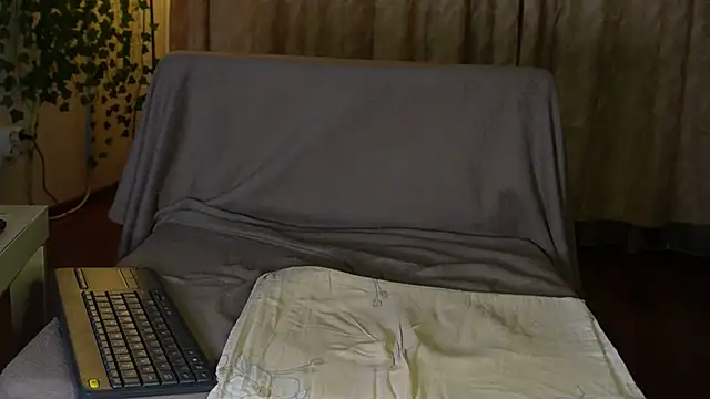 NaughtYHomemadE online show from 03.08.25