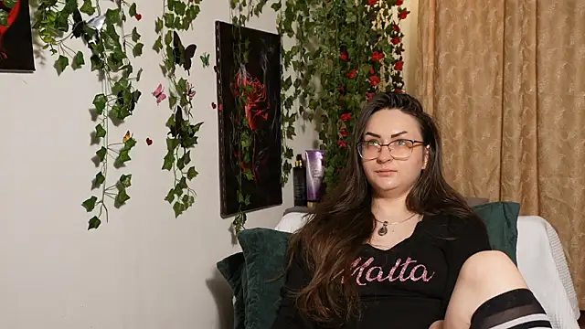 NaughtYHomemadE online show from 12.01.25